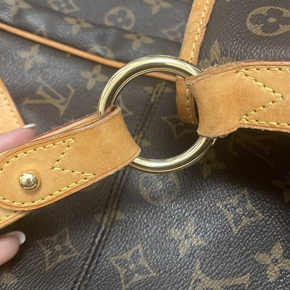 Authentic Delightful MM - Picture 13 of 17